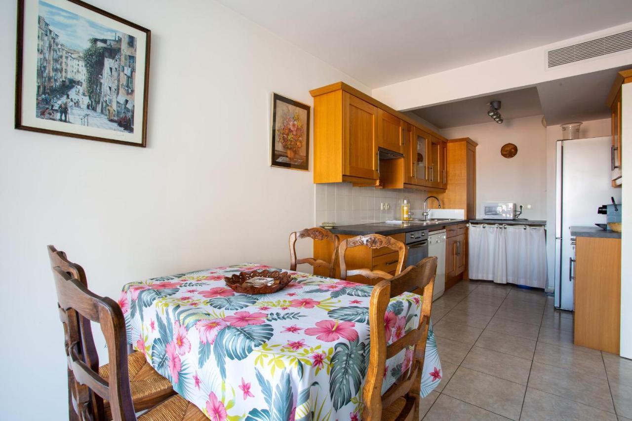 Apartment With Sea View With Two Bedrooms Nice Exteriör bild