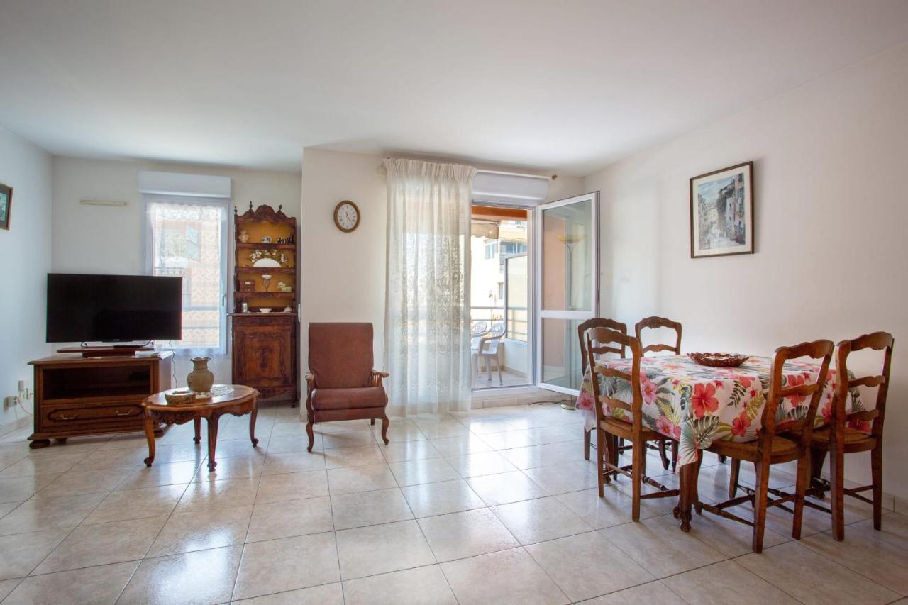 Apartment With Sea View With Two Bedrooms Nice Exteriör bild