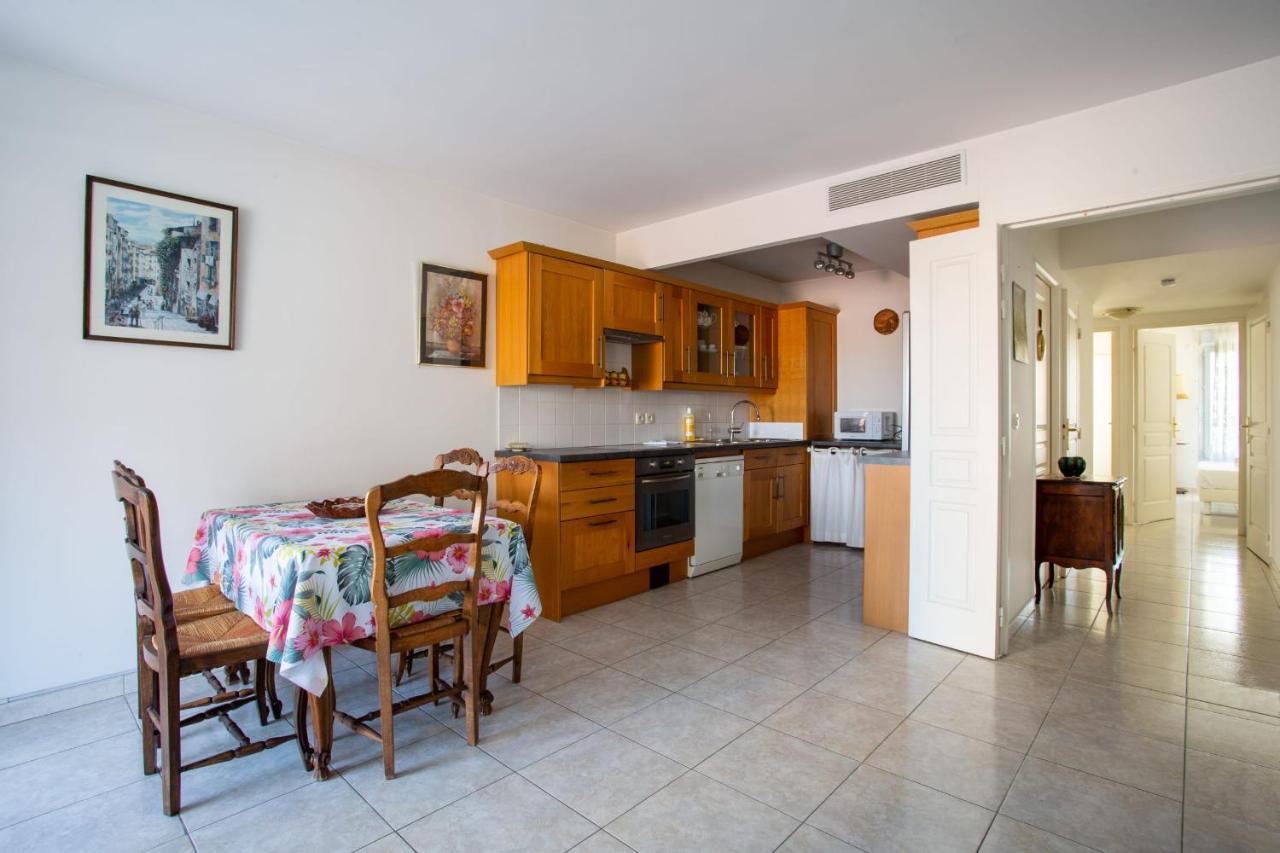 Apartment With Sea View With Two Bedrooms Nice Exteriör bild
