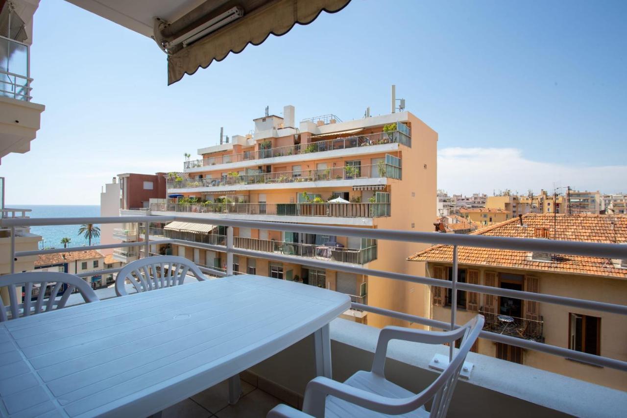 Apartment With Sea View With Two Bedrooms Nice Exteriör bild